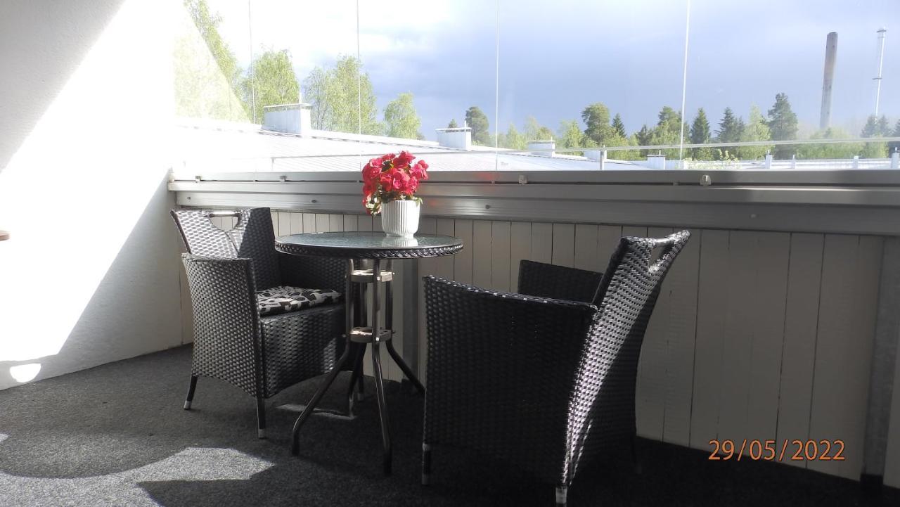 Appartamento Gasthouse Oulu Esterno foto